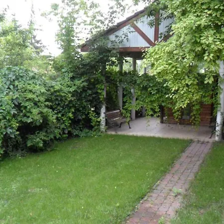 In Gardony/velence-see 20604 Gardony