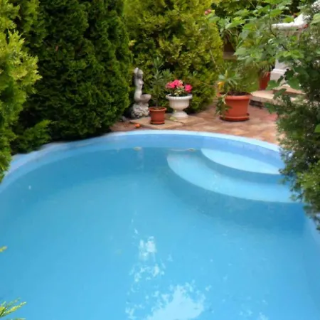 In Gardony/velence-see 20604 Holiday home *